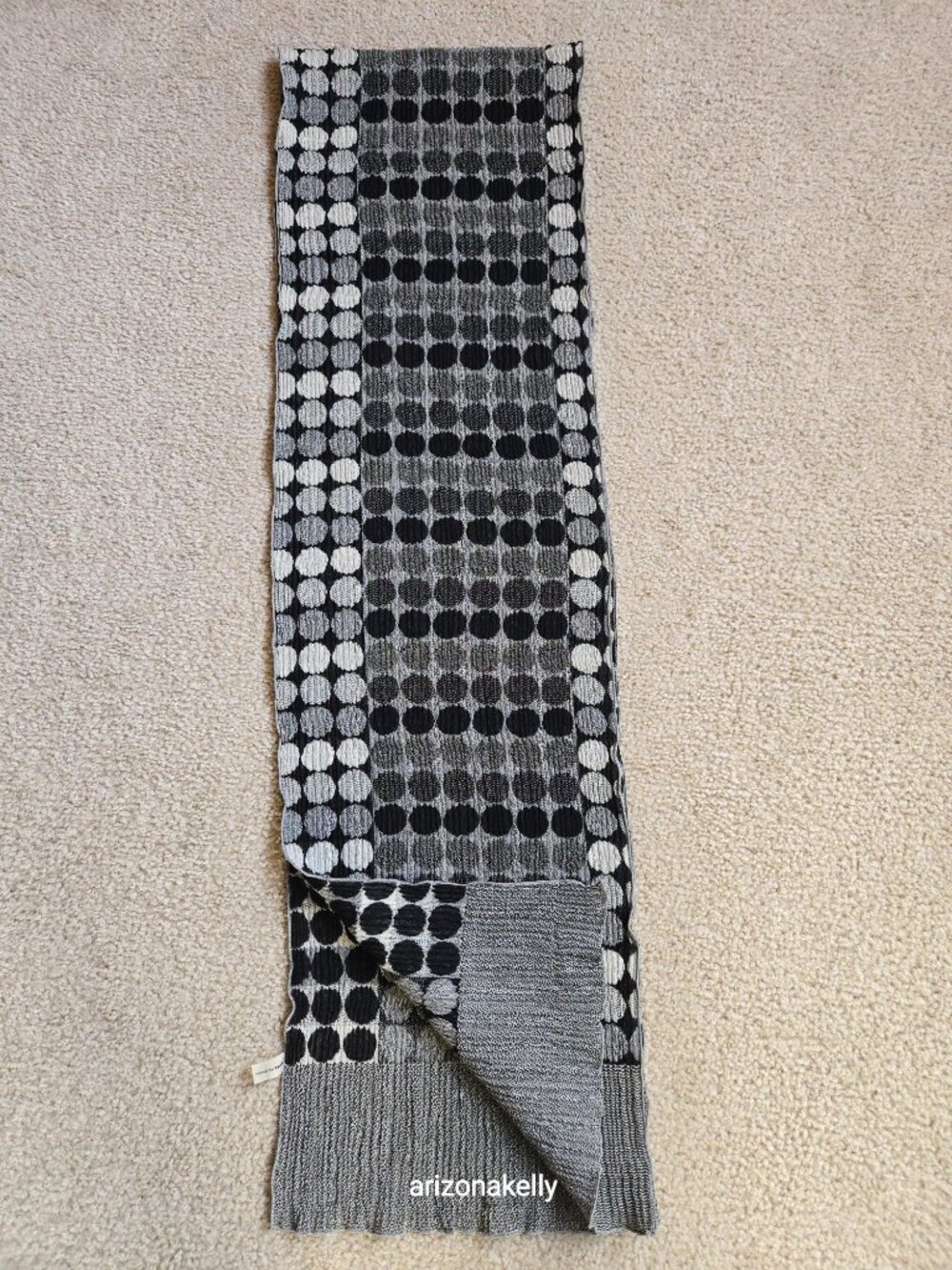 NWOT Nuno for MoMA Wool Scarf Japan Design Mid-Century Retro Circles - Picture 2 of 10